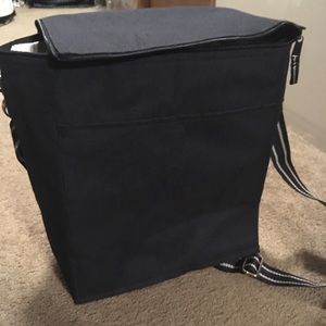 Thirty-One Picnic Thermal Tote in Navy